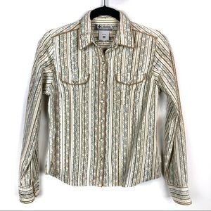 Columbia long sleeve button snap shirt. Size S